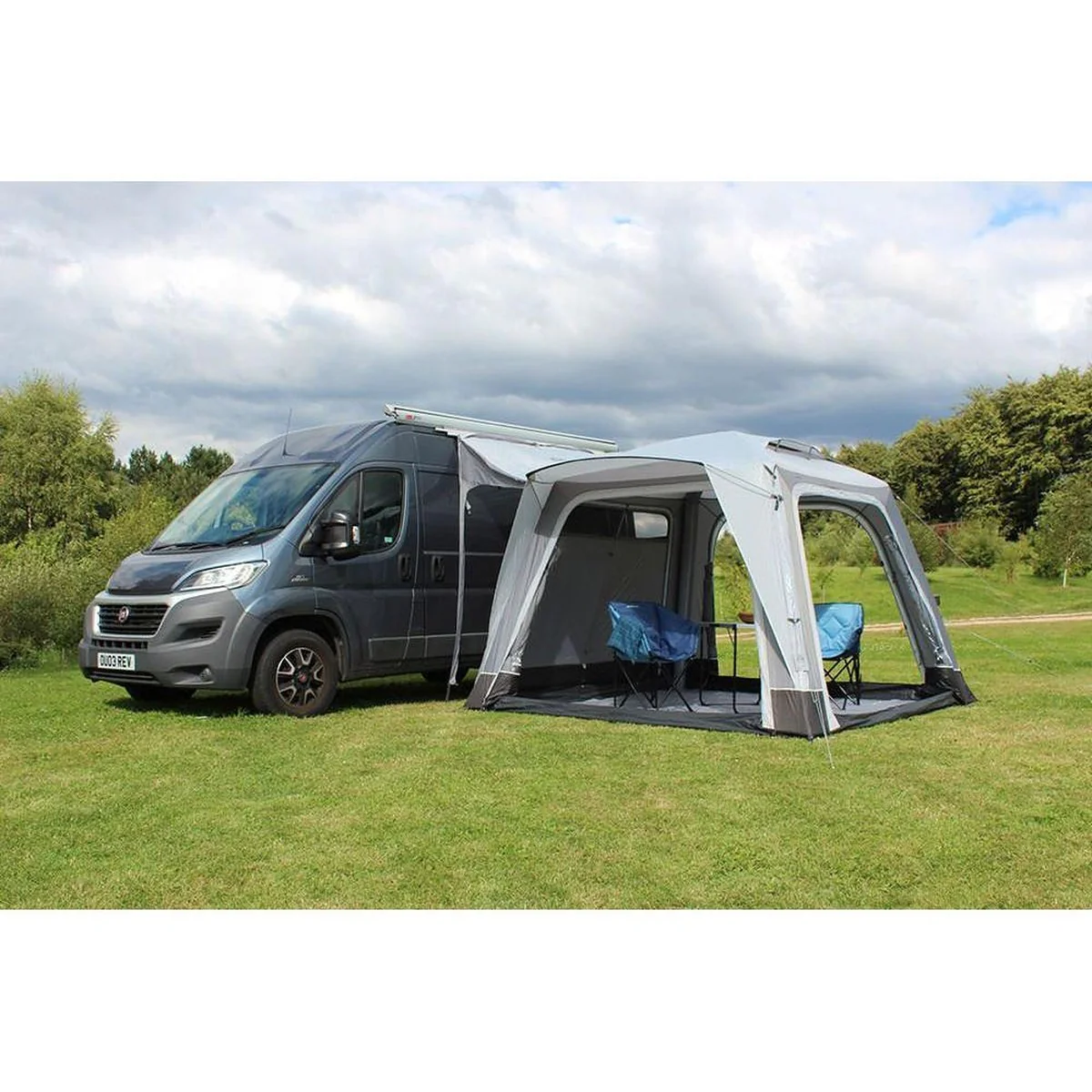 Outdoor Revolution Cayman Inflatable Air High Awning (255-305cm) - Image 4