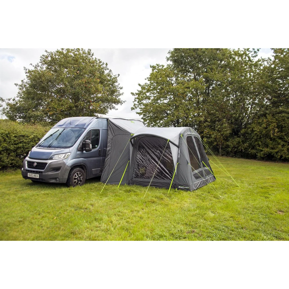 Outdoor Revolution Movelite T2M Air Driveaway Campervan Awning Mid (220-255) Including Footprint - Image 13