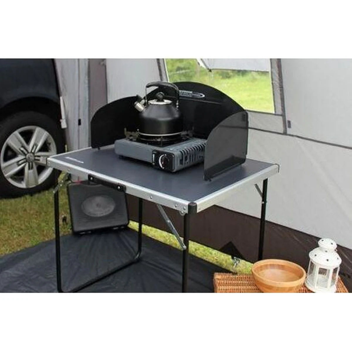 Outdoor Revolution Camping Cooking Universal Windshield - Image 3