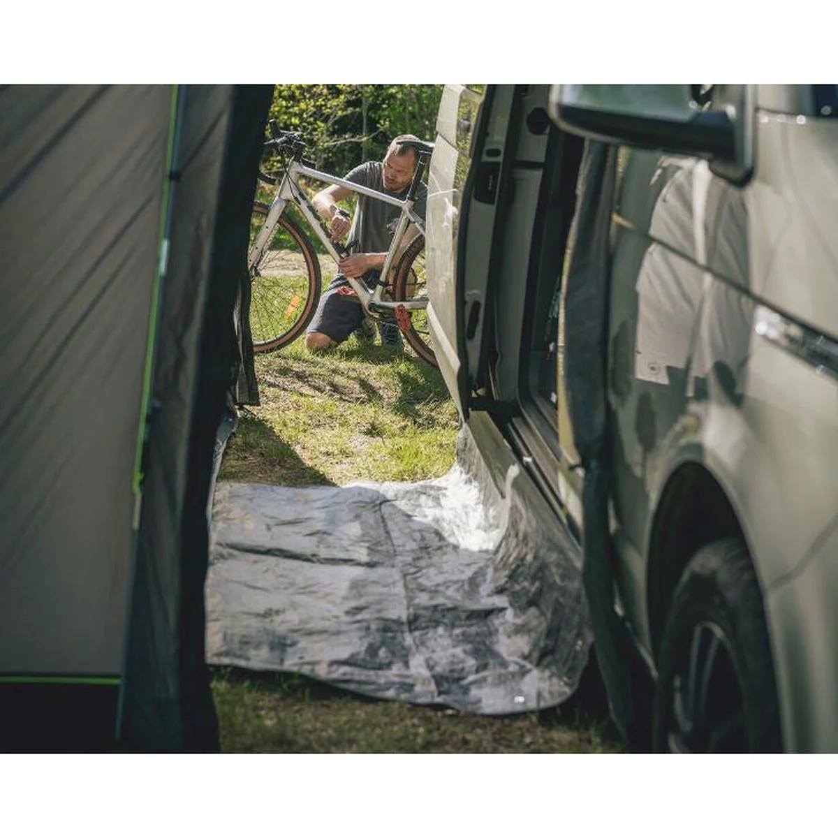 Outwell Campervan Universal Access Zone Awning Tunnel Groundsheet - Image 3