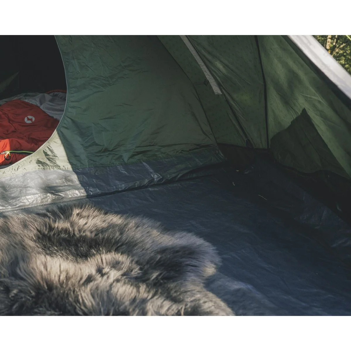 Outwell Cloud 4 Person Two Room Dome Tent 4 Berth inc Sealed Grounsheet - Image 5