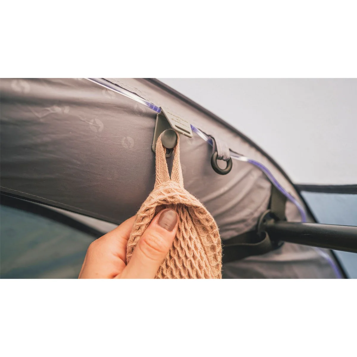 Outwell Sacramento 4 Air 4 Berth Four Room Tunnel Tent - Image 7