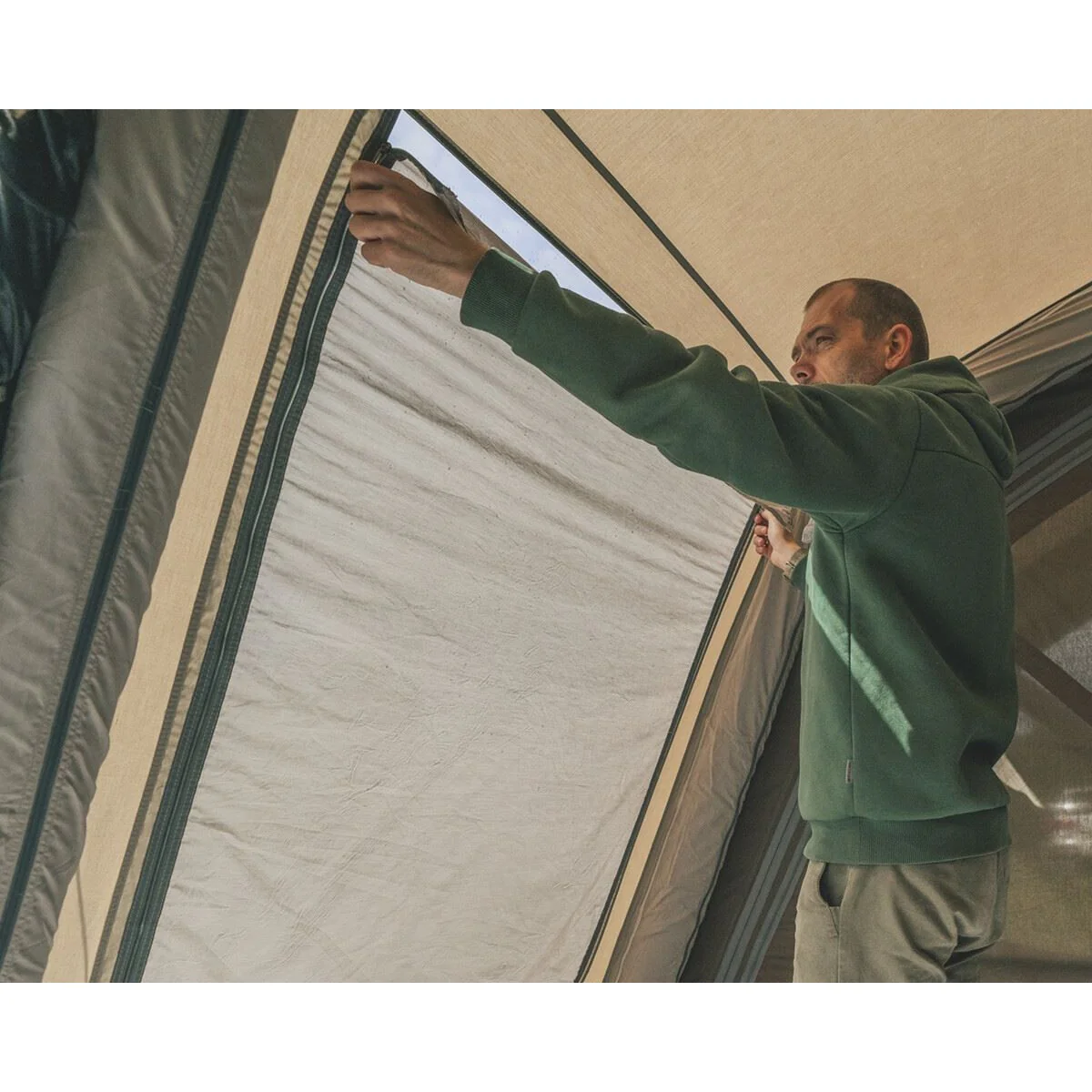 Outwell Virginia 5 Air TC 5 Berth Three Room Tunnel Tent - Image 22