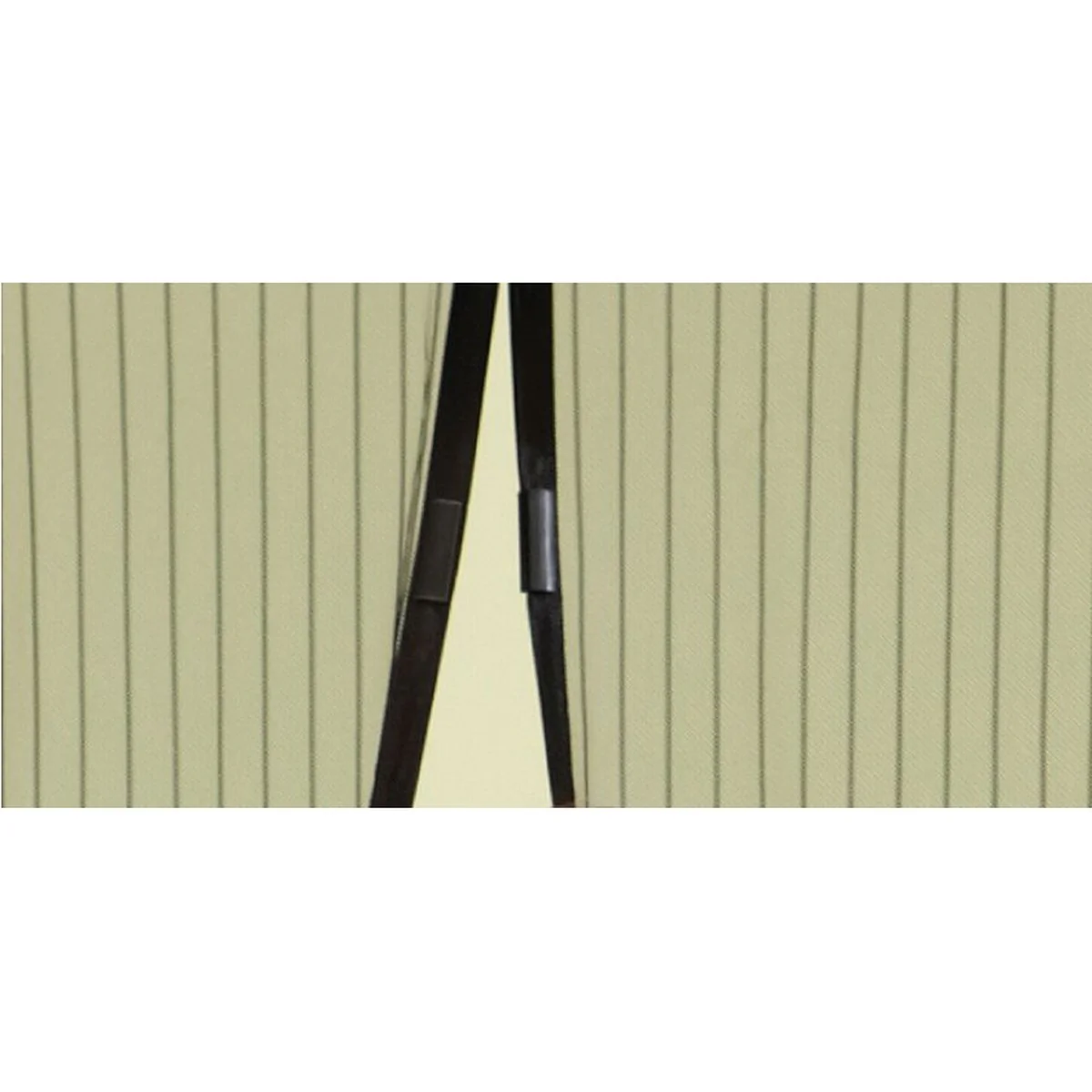 Quest Magnetic Door Flyscreen - Image 4