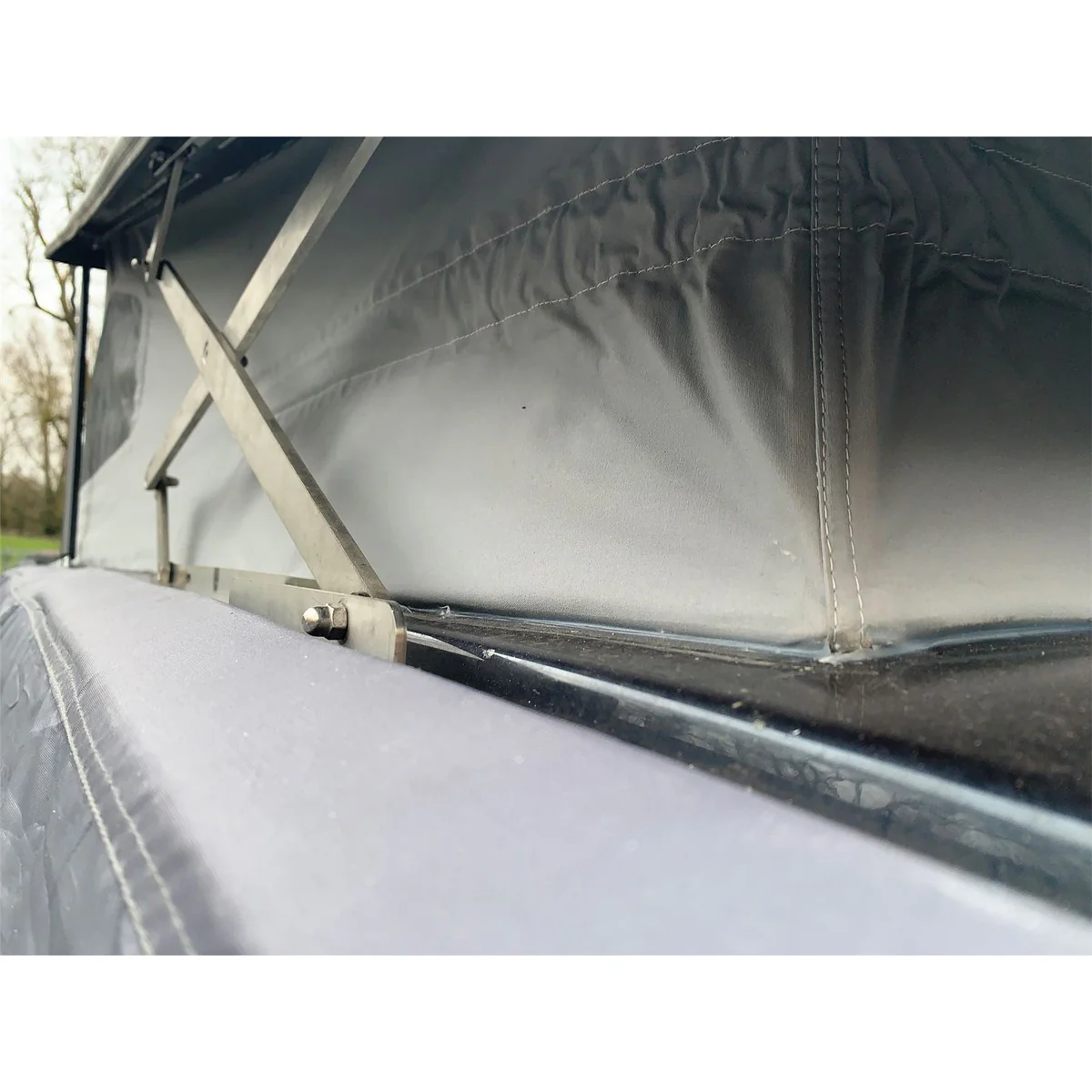 Quest Magnetic Driveaway Kit - Image 3