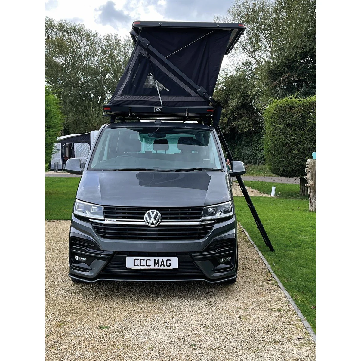 Quest Rock Cruiser 140 Hard Shell  Roof Top Tent - Image 18