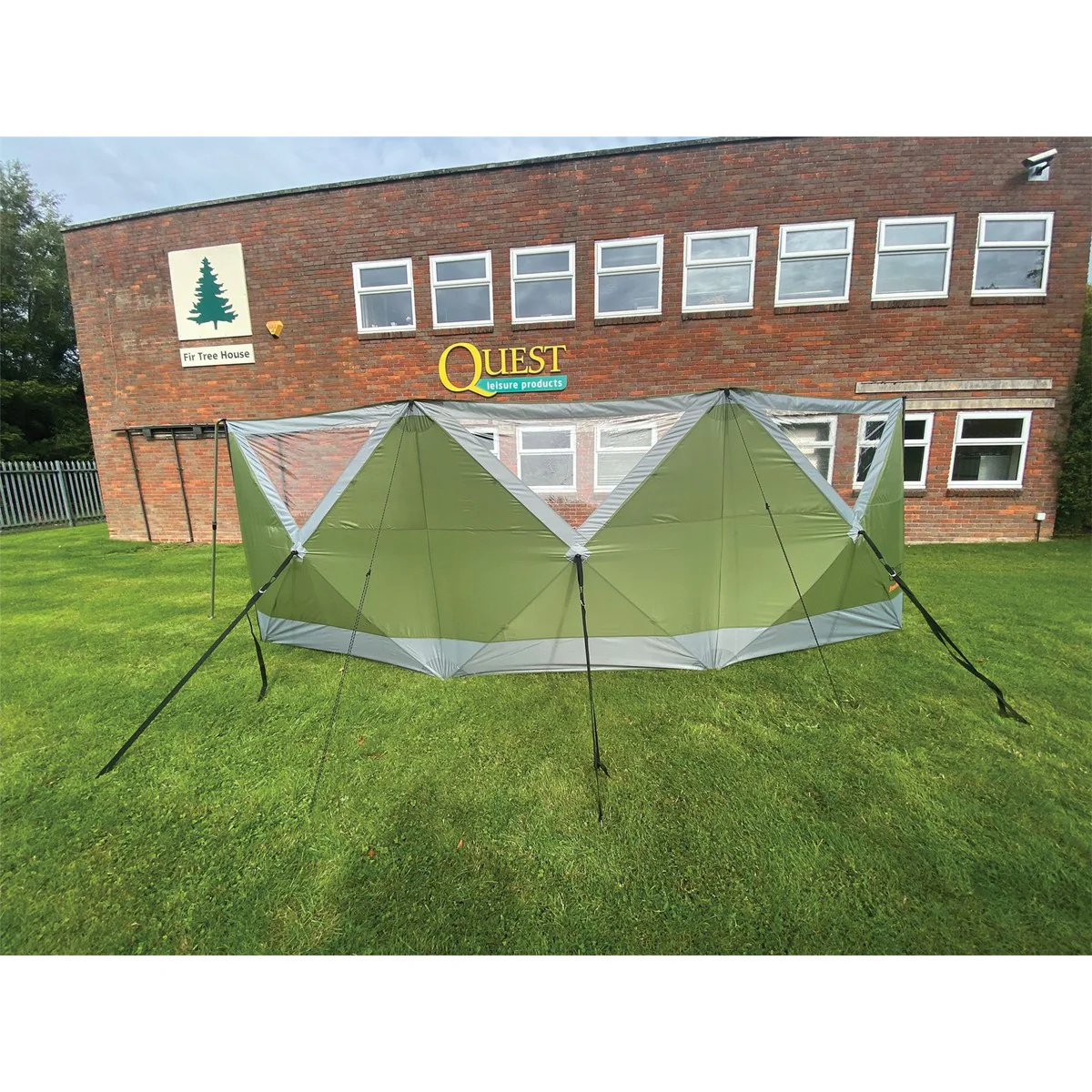 Quest Screen Shield (3 panel) Windbreak 180cm High - Image 7