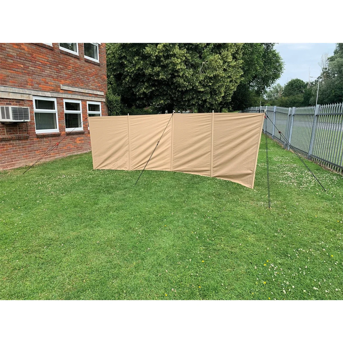 Quest Signature WindBlocker Windbreak - Image 3
