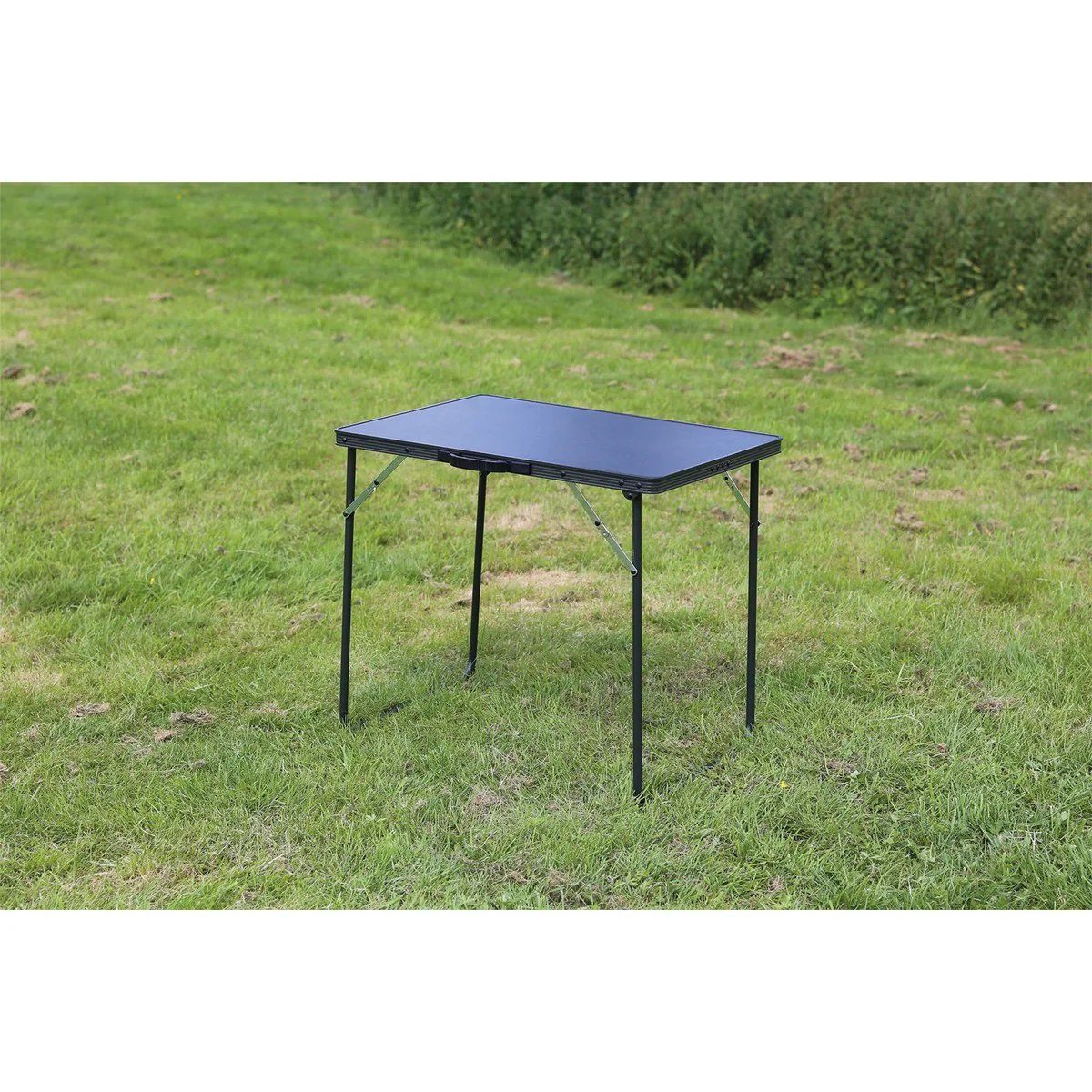 Quest Superlite Shipston Folding Folding Camping Table - Image 6