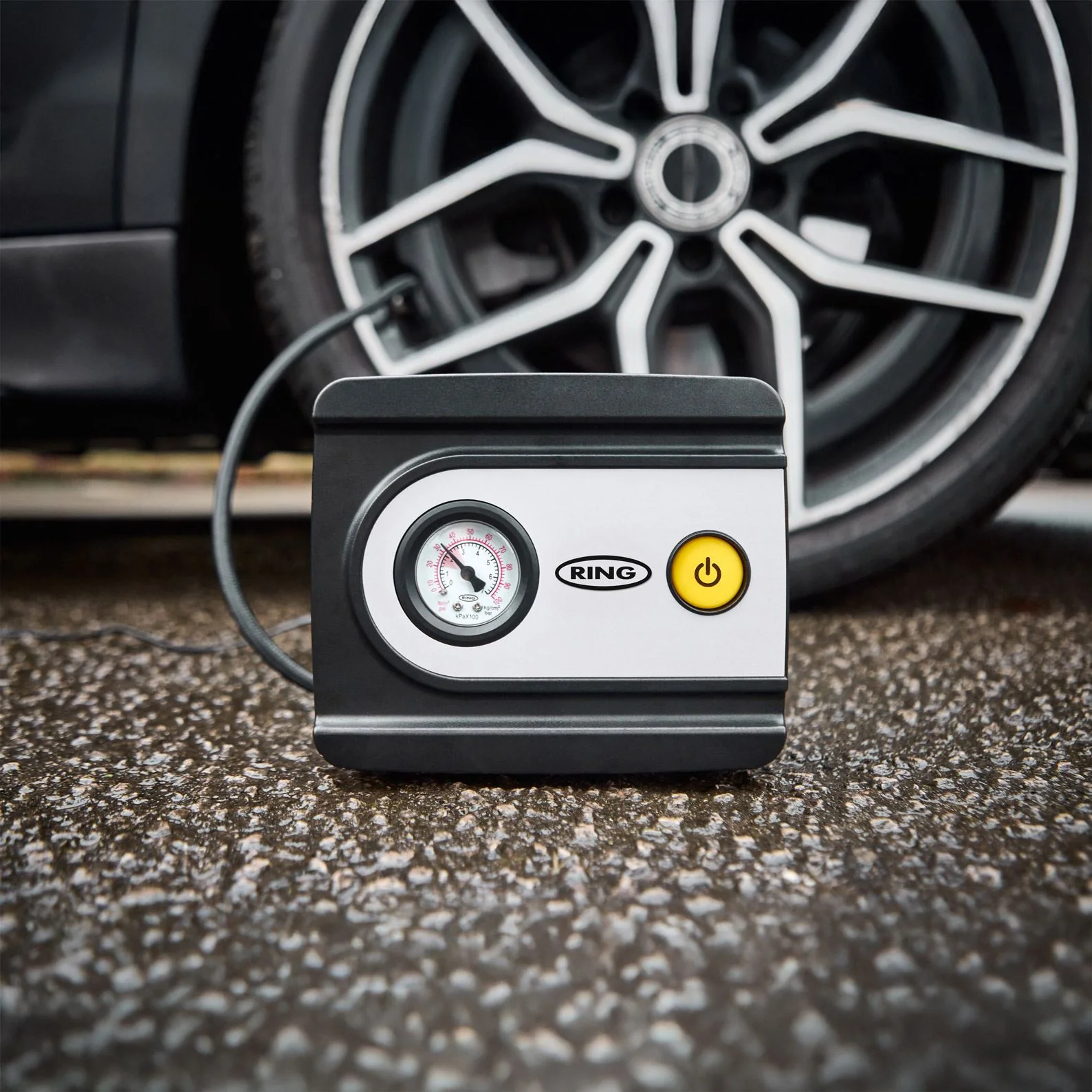 Ring RAC611 TYREinflate 10 Analogue Tyre Inflator - Image 3