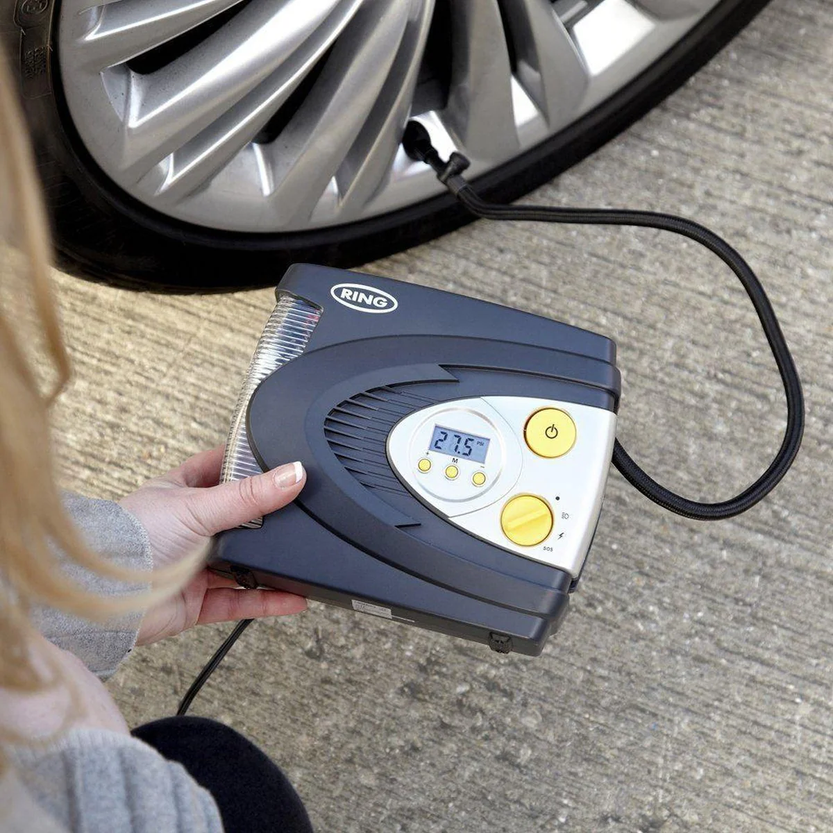 Ring RAC630 12V Digital Air Compressor Wheel Tyre Inflator Pump Psi & Bar + Case - Image 7