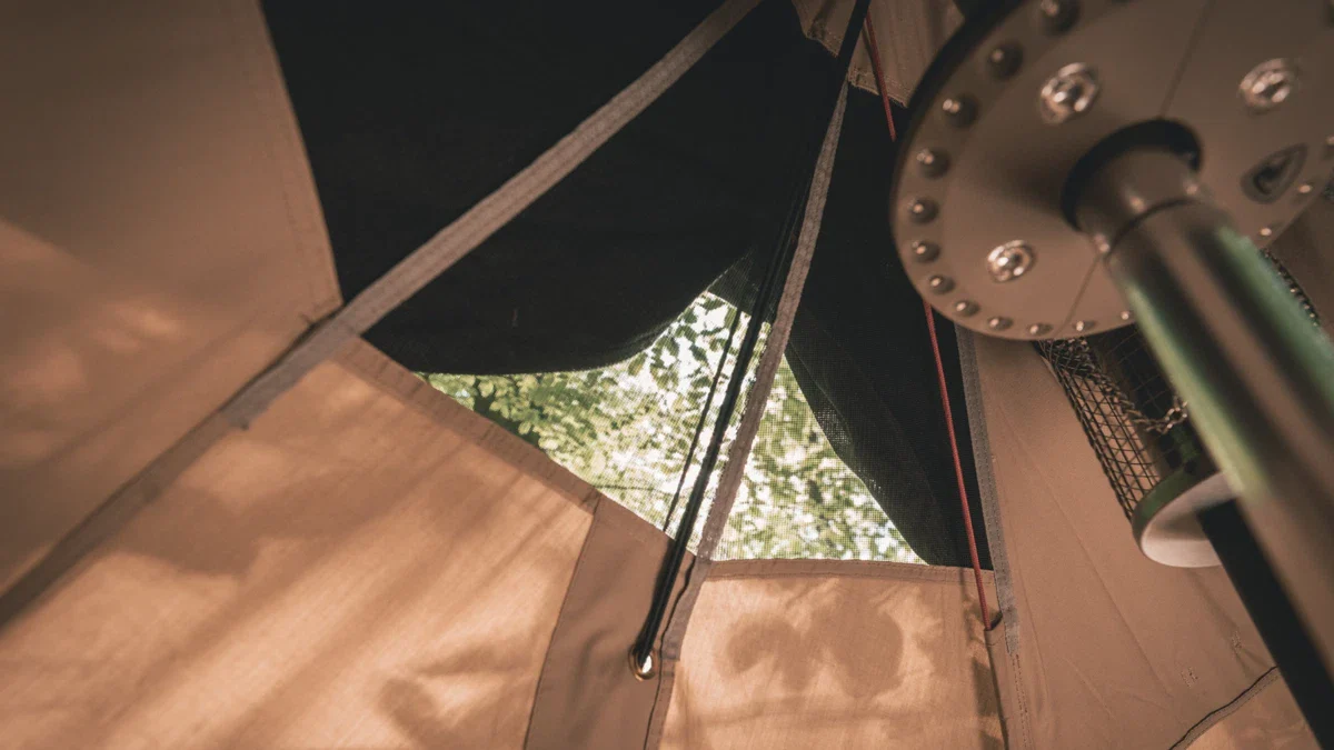 Robens Klondike 6 Berth Poled Tent - Image 7