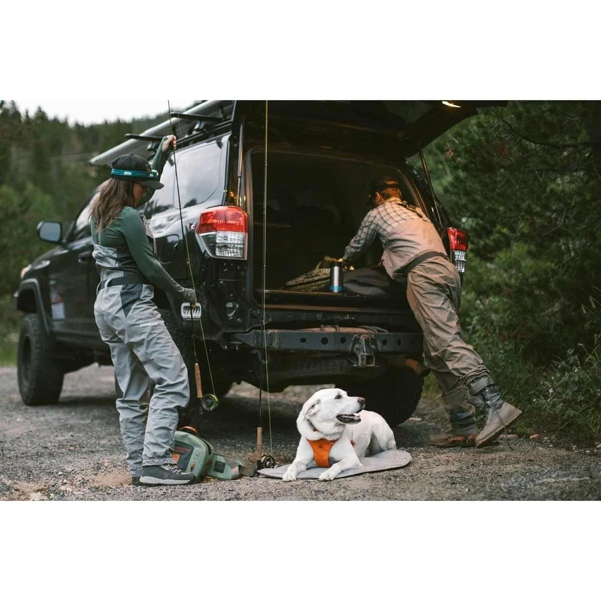 Ruffwear Highlands Dog Pad in Cloudburst Grey (Large) - Image 3