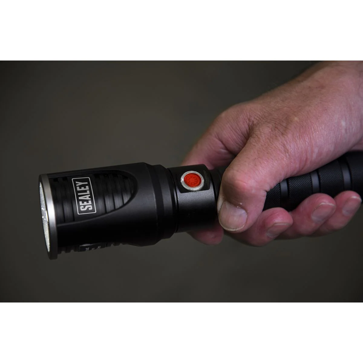 Sealey Aluminium Torch 60W COB LED Adjustable Focus Rechargeable with USB Port - Image 4