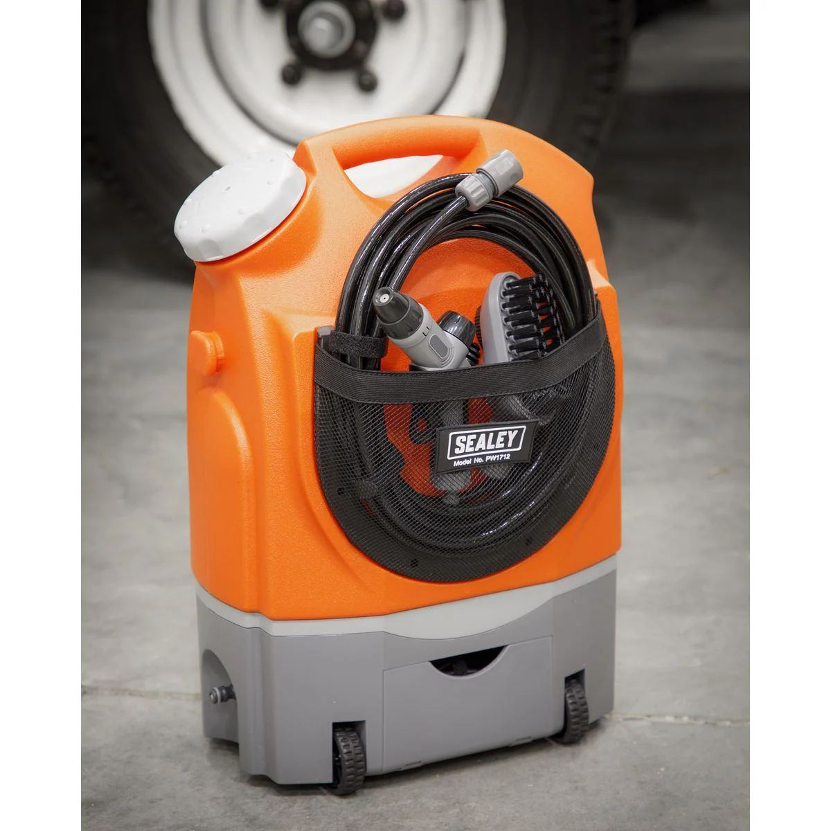 Sealey Pressure Washer 12V Rechargeable PW1712 - Image 9