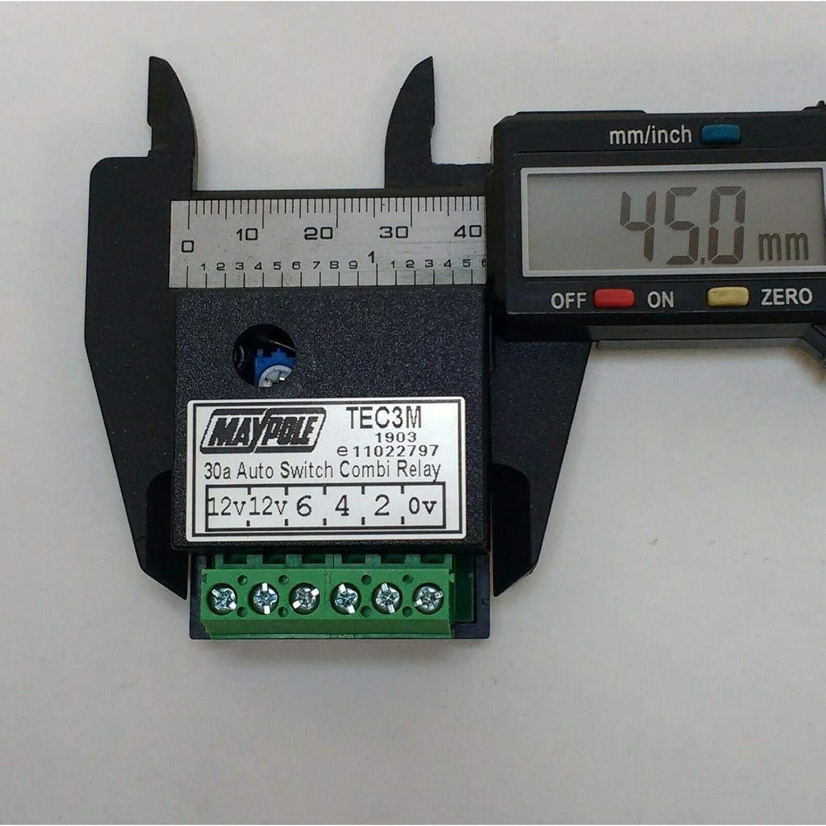 Self Switching Smart Relay for 12S / 13 Pin Towbar Wiring Charging Fridge TEC3M - Image 7