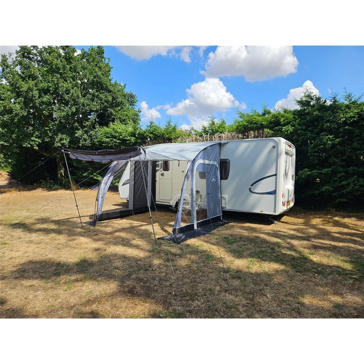 Sunncamp Ultima Versara 260 Deluxe Caravan Awning - Image 4