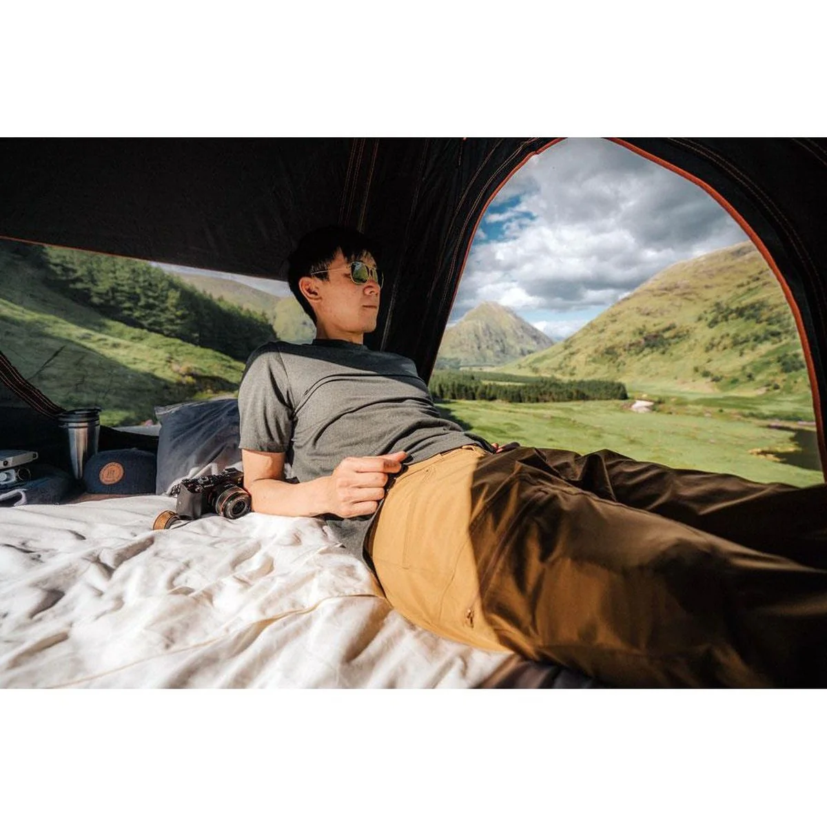 TentBox Cargo (Black Edition) 2 Person Roof Tent - Image 12