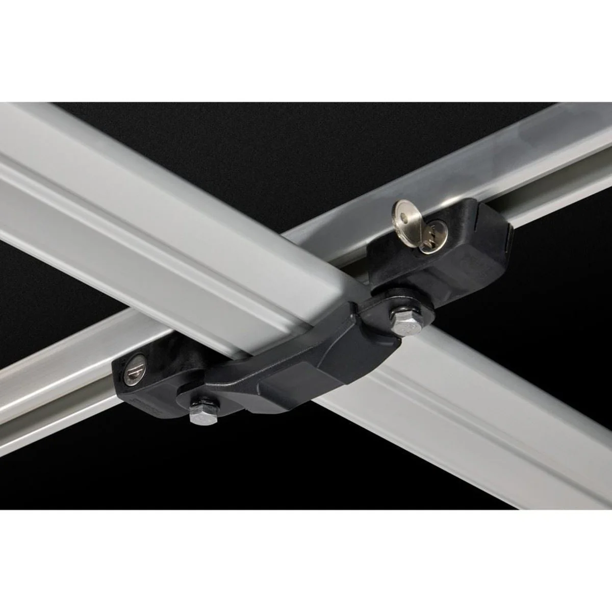 Thule Approach L 3-4 Person Roof Tent Top Pelican grey - Image 6