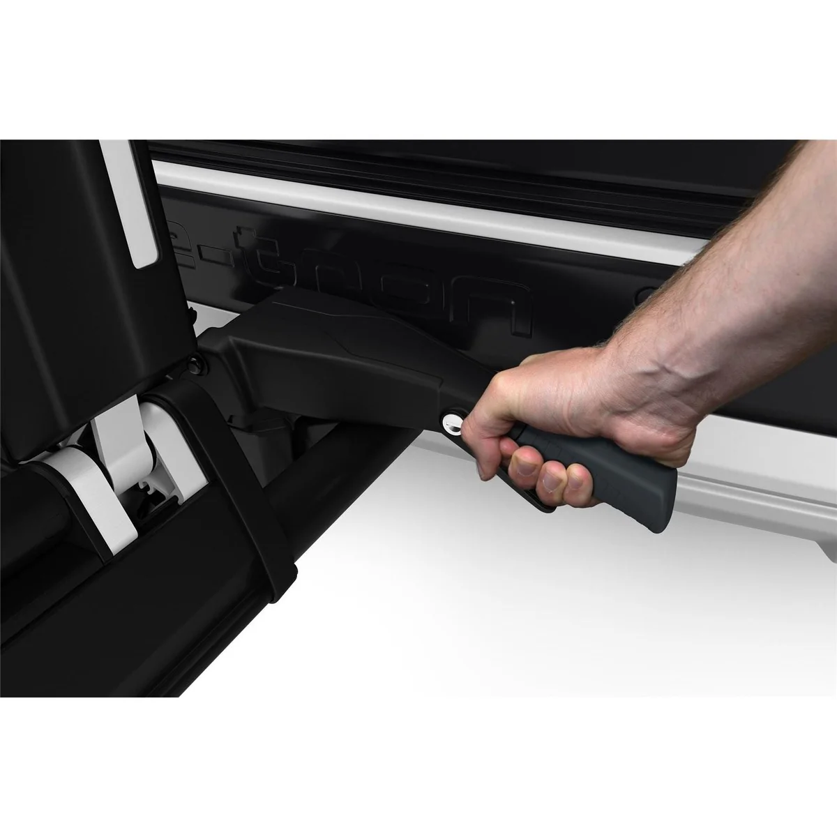 Thule EasyFold 3 Three-bike platform towbar bike rack black - Image 7