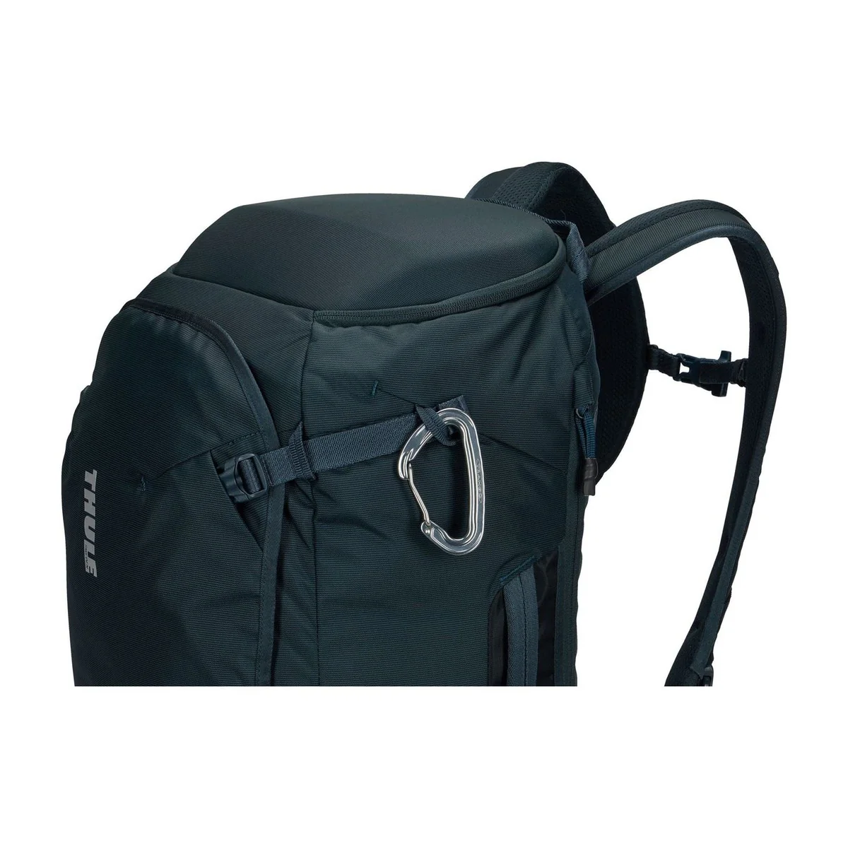 Thule Landmark 40L travel pack darkest blue - Image 6