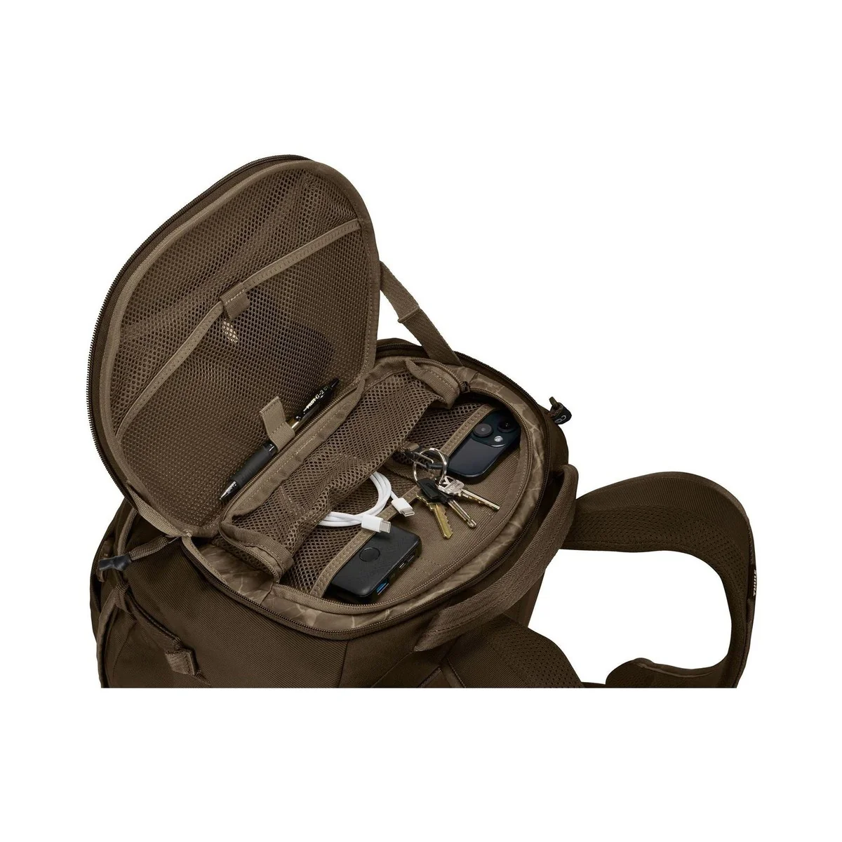 Thule Landmark 40L travel pack deep khaki - Image 4