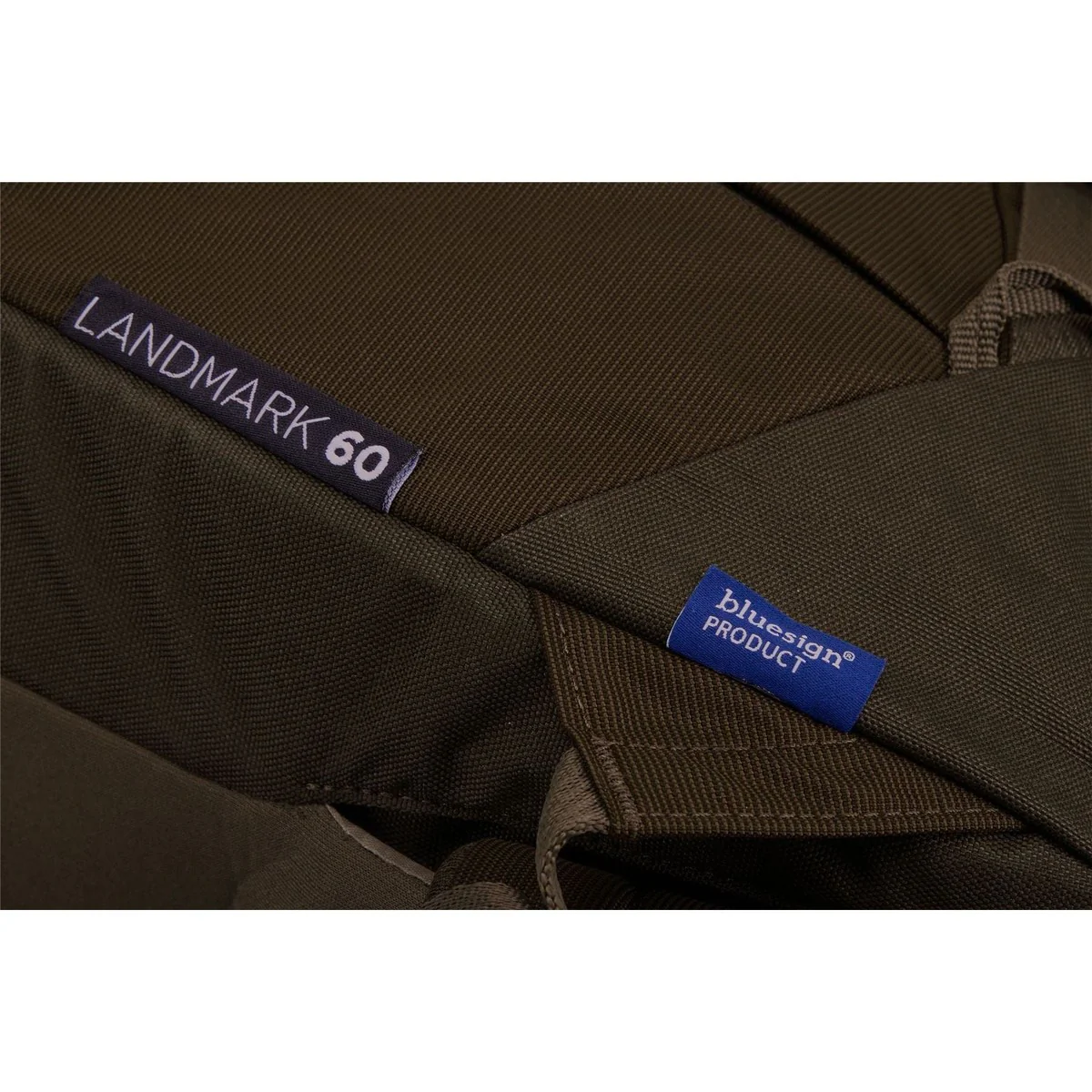 Thule Landmark 60L travel pack deep khaki - Image 2