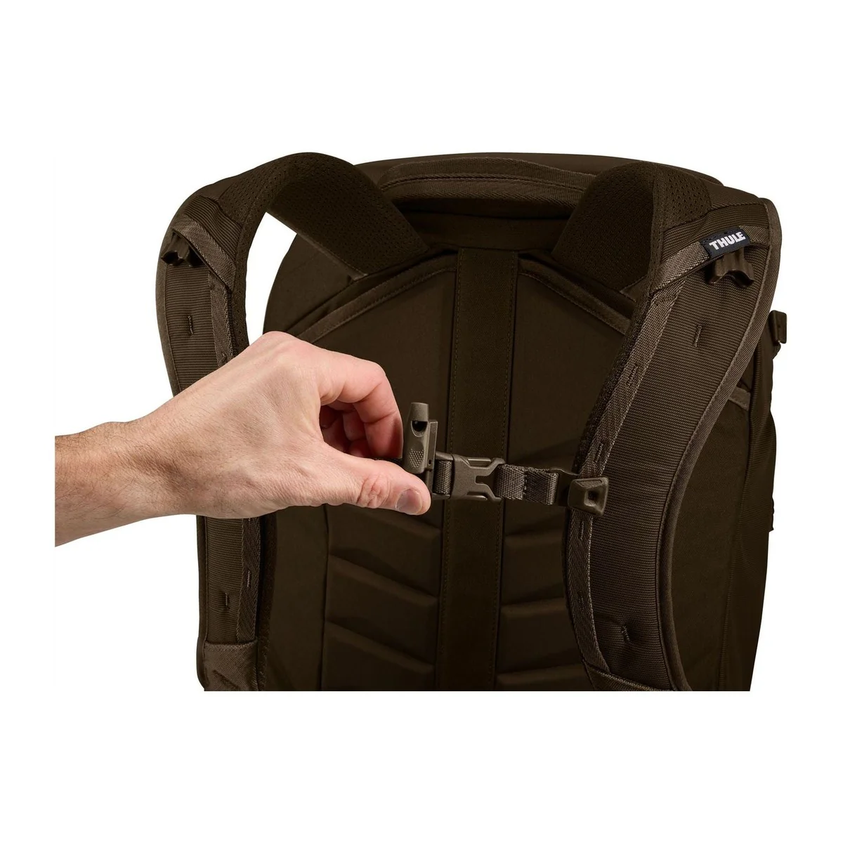 Thule Landmark 60L travel pack deep khaki - Image 7