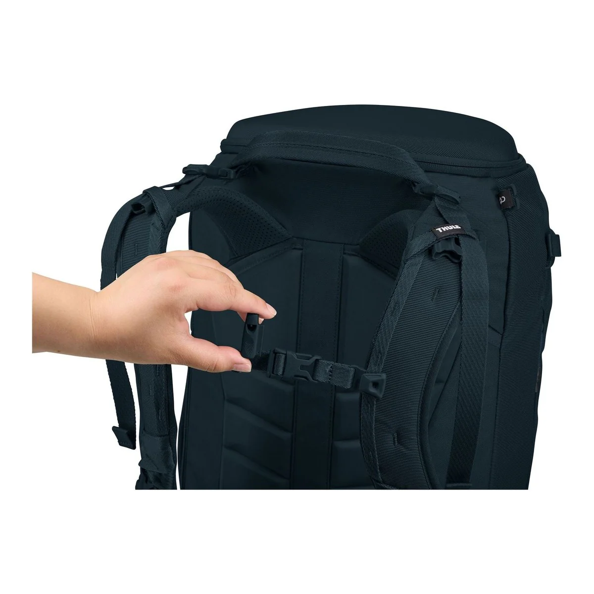 Thule Landmark 60L Women's travel pack darkest blue - Image 9