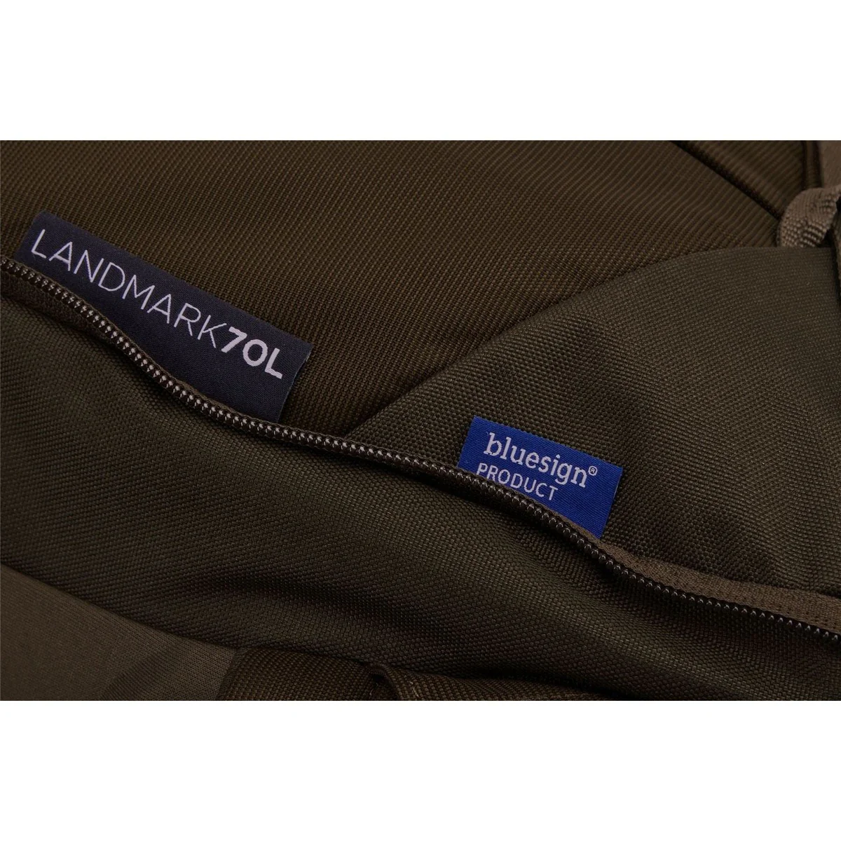 Thule Landmark 70L travel pack deep khaki - Image 3