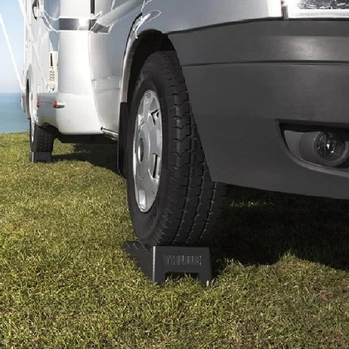 Thule Levelling Ramps + Bag - Image 8
