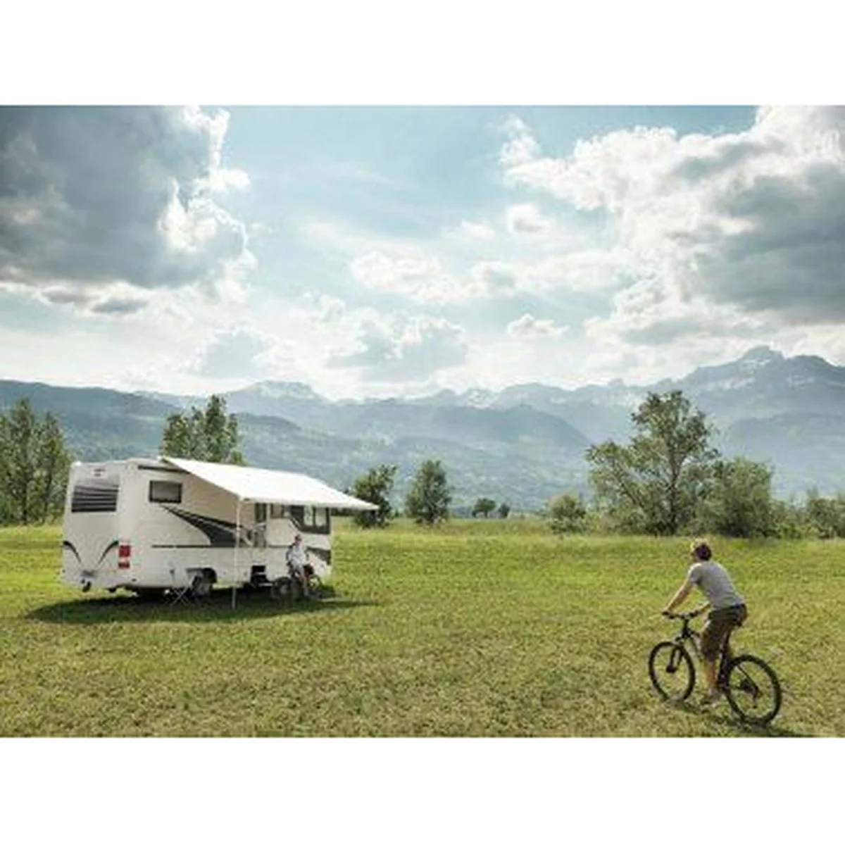 Thule Omnistor 9200 4.00x3.00m Roof Awning Motorised 230V Anodised with Fabric Finish Mystic Grey