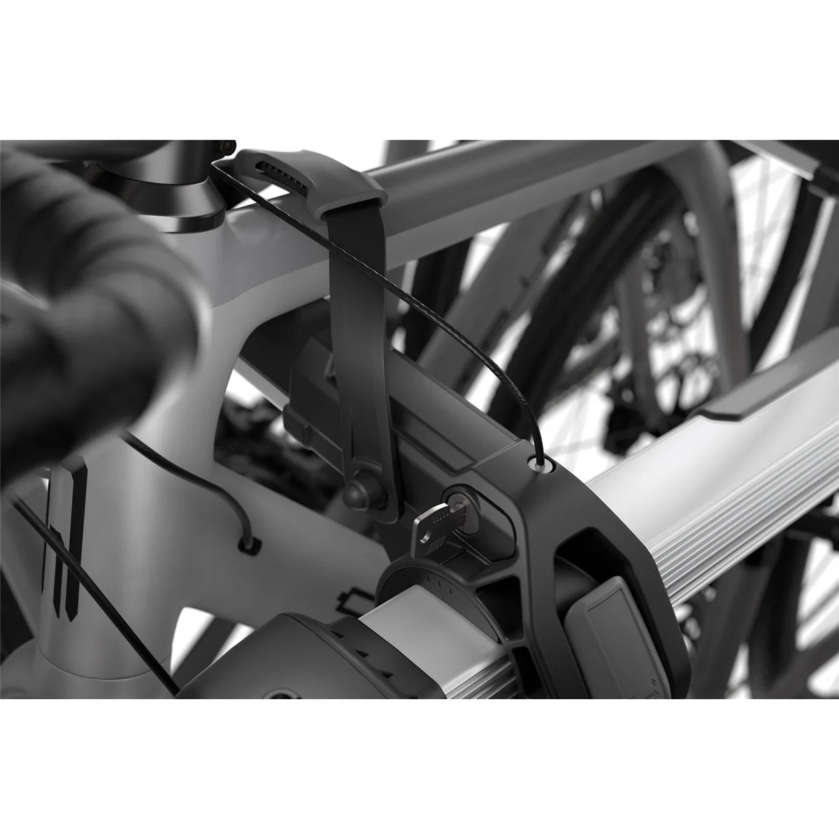 Thule Out Way Hanging three-bike hanging trunk bike rack aluminium Boot Bike Rack - Image 11