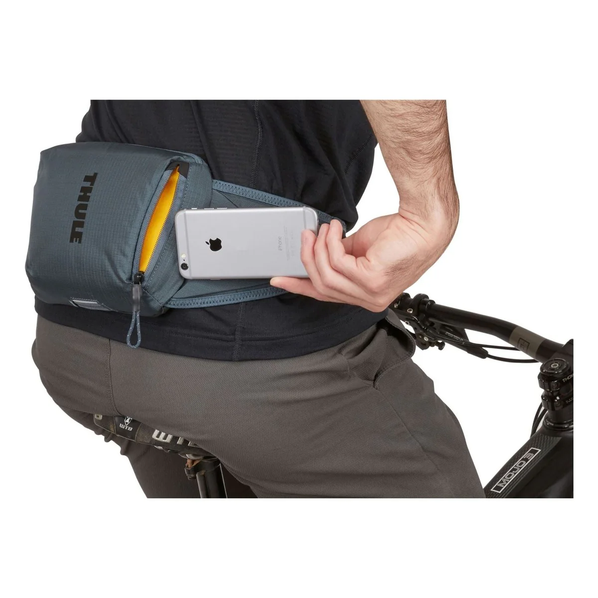 Thule Rail hip pack 0L dark slate grey Hydration pack - Image 3
