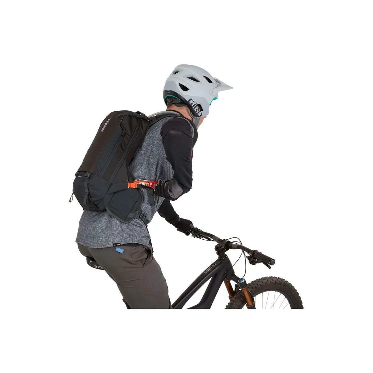Thule Rail Pro 12L Covert Green Hydration Pack - Image 7