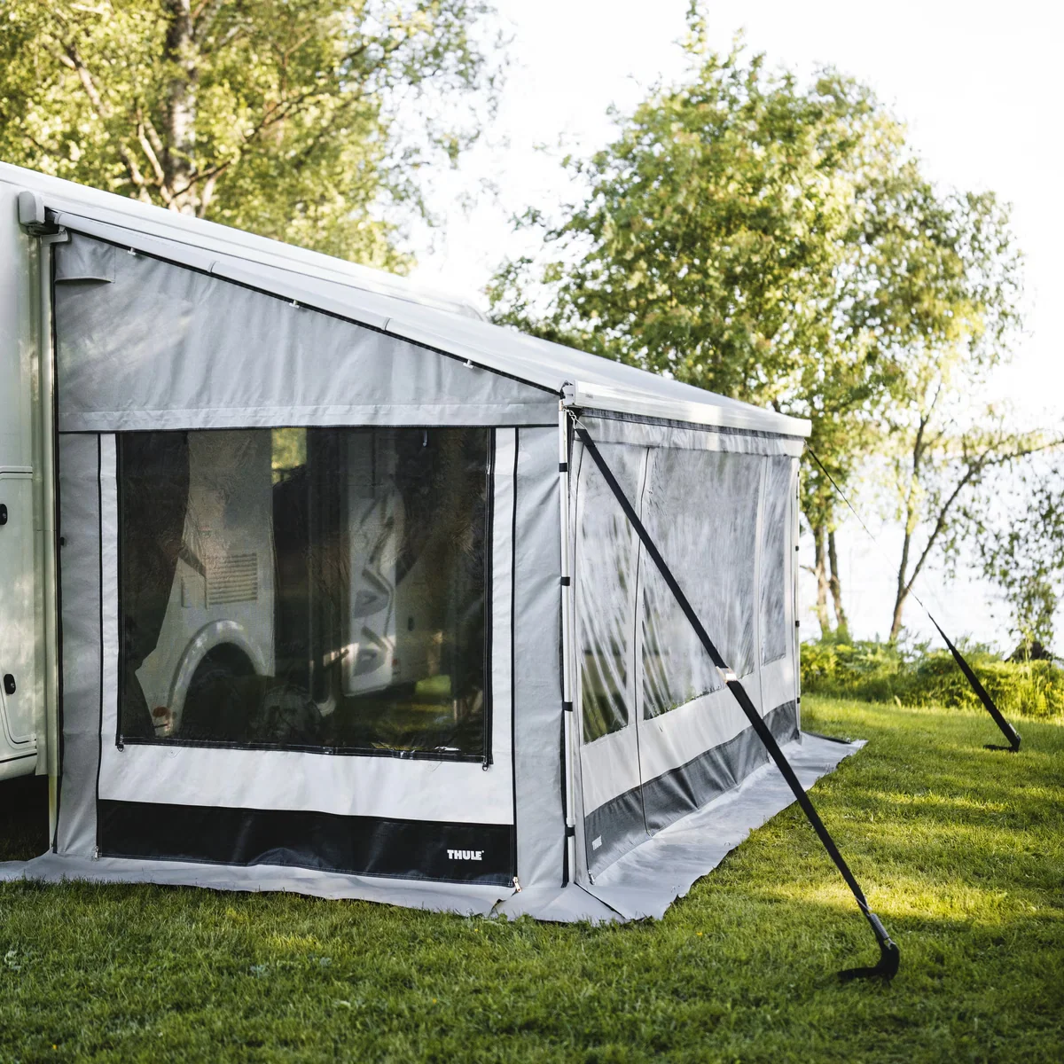 Thule Residence G3 Sides TO 8000 2.75m Medium for Mounting Height 2.30-2.44m - Image 2