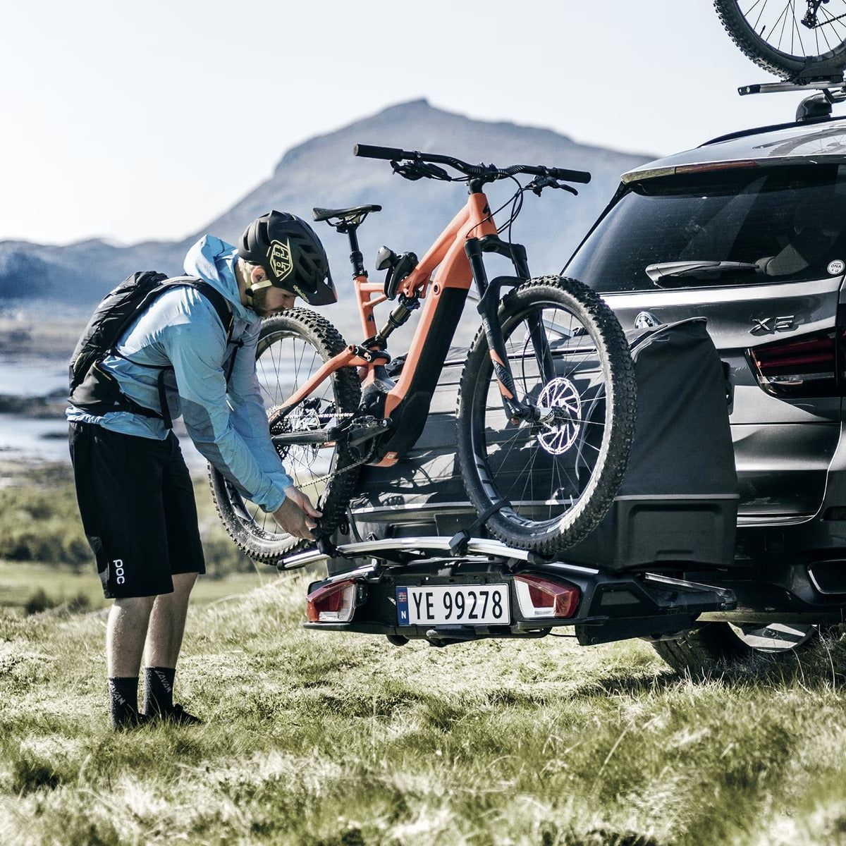 Thule Velo Space XT three-bike platform towbar bike rack black/aluminium Towbar Bike Rack - Image 3